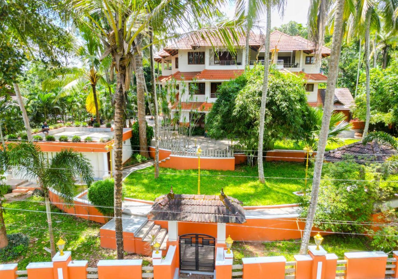 Ushasree Wayanad Heritage Premium Pool Resort By Voye Homes Ambalavayal Dış mekan fotoğraf